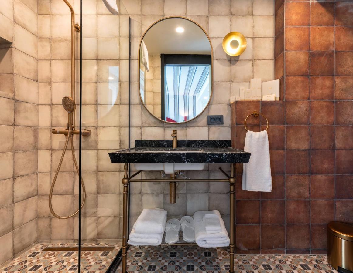 Khai Hotel Karakoey Istanbul Bagian luar foto