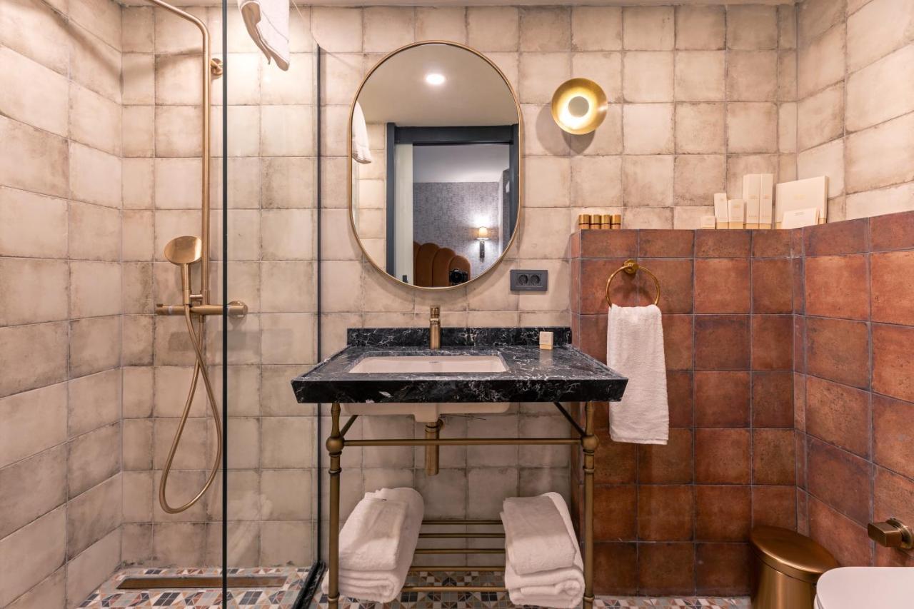 Khai Hotel Karakoey Istanbul Bagian luar foto