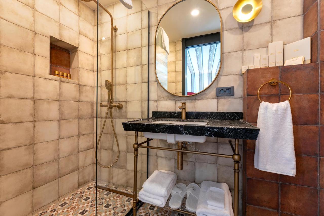 Khai Hotel Karakoey Istanbul Bagian luar foto