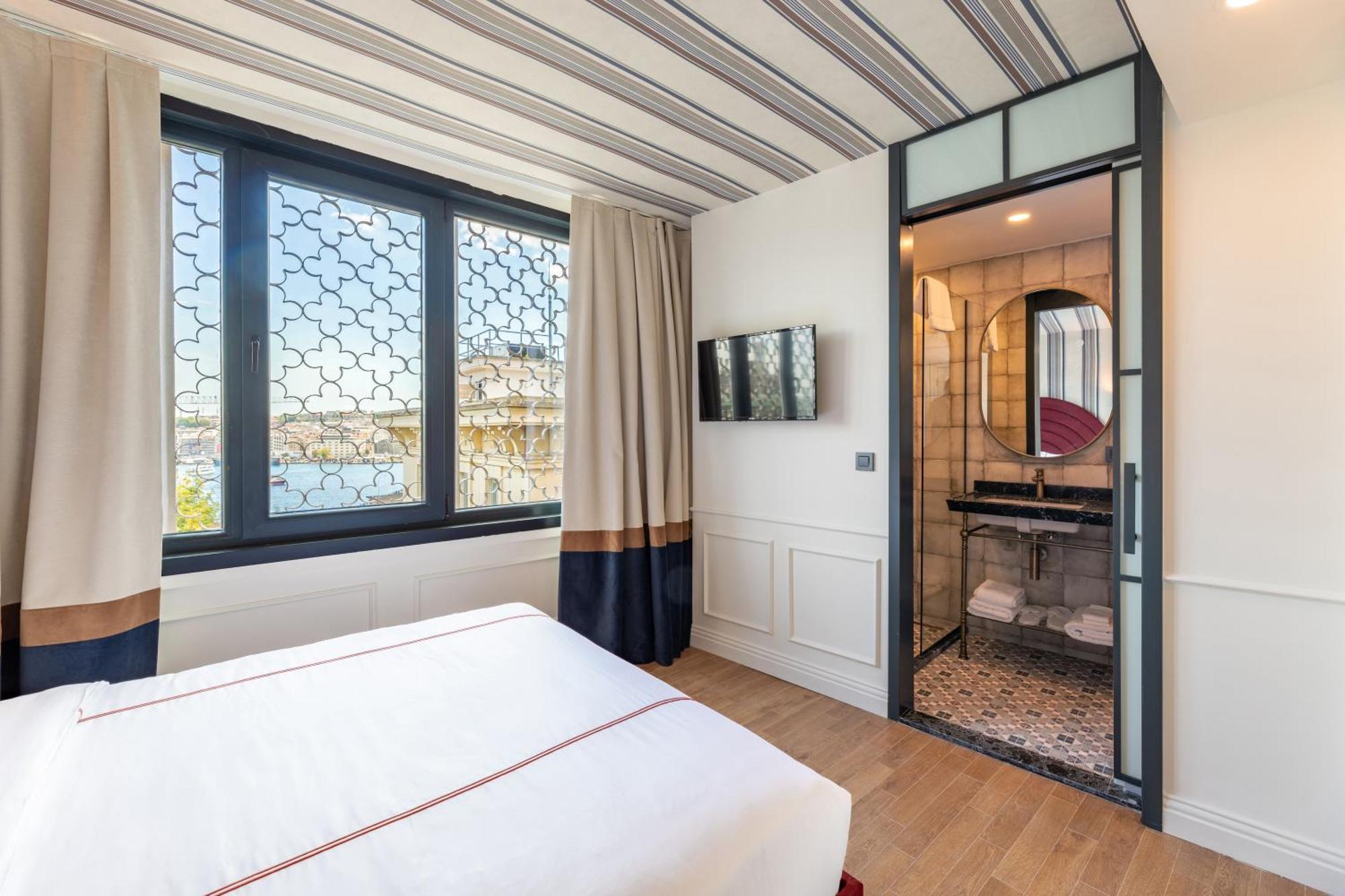 Khai Hotel Karakoey Istanbul Bagian luar foto